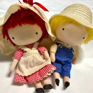 Vintage 1966 Joan Walsh Anglund pocket dolls